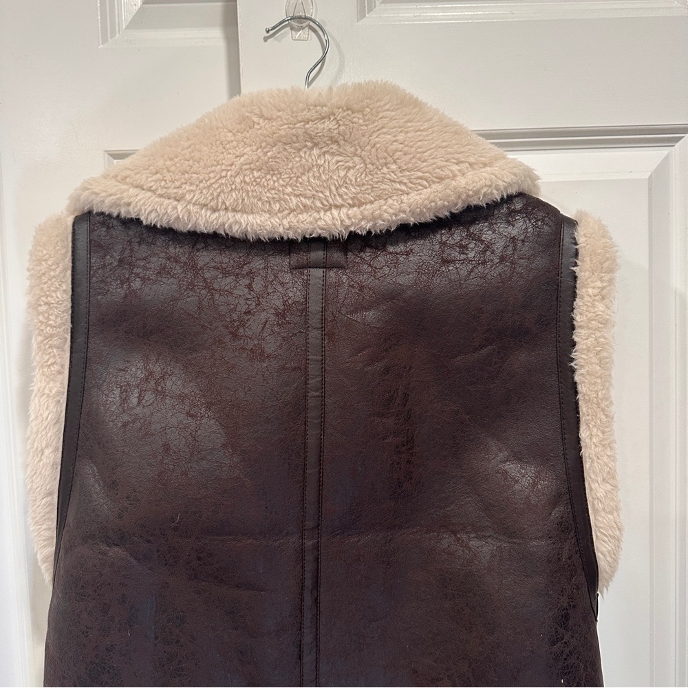 OFFLINE by Aerie Sherpa Lined Faux Leather Vest - Picture 15 of 17